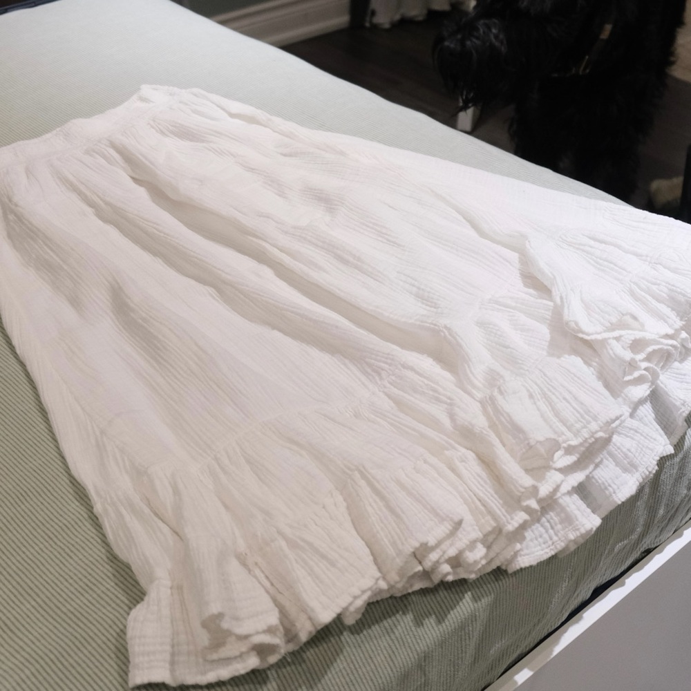 American Eagle White Double-Lined Ruffle Midi Skirt – Size S